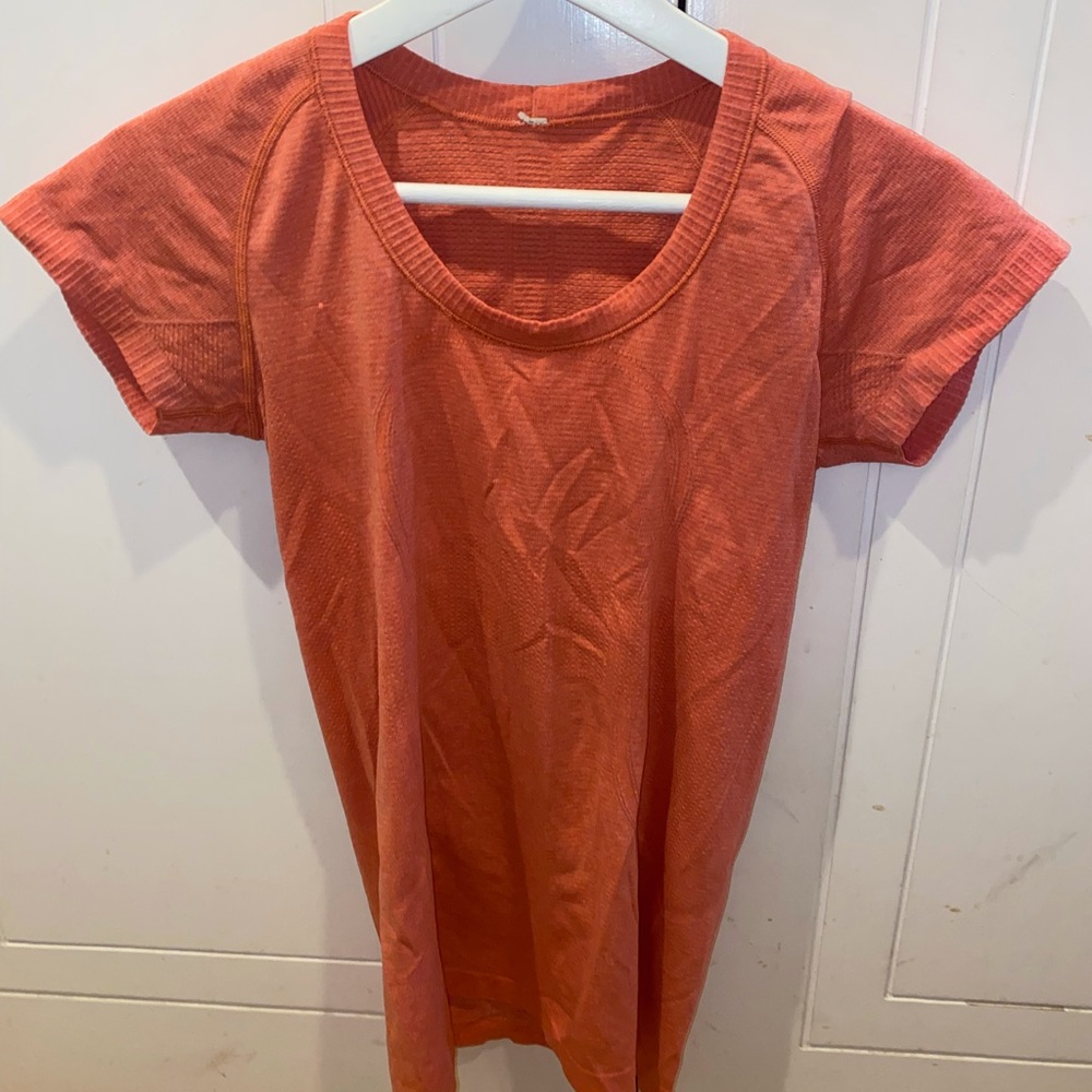 Lululemon swiftly tech short sleeve - Picture 1 of 2